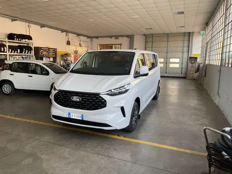 Ford Tourneo Custom – foto 3